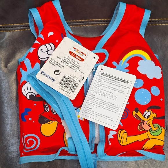 Swim Safe Mickey and Friends - Picture 4 of 4